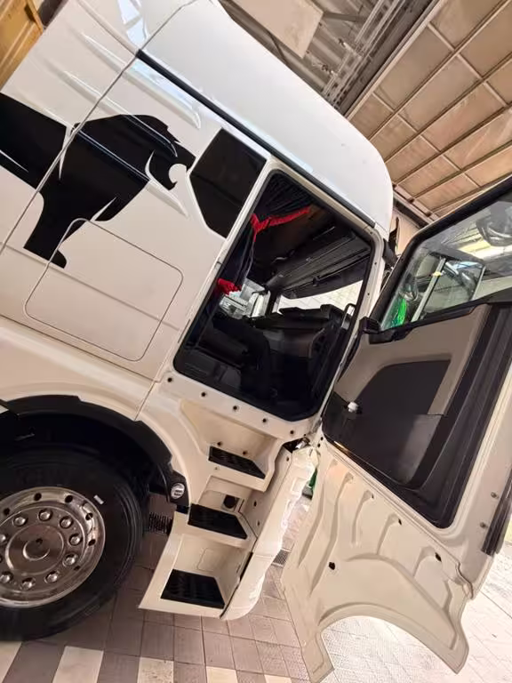 MAN TGX18.510 4x2 ACC AUT KlimaA LM Luft Standh. - Bild 6